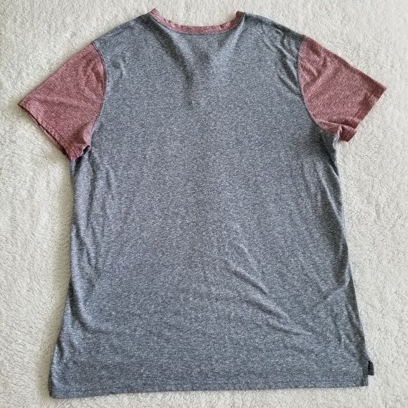 Mossimo Gray and Red Shirt - Picture 2 of 4